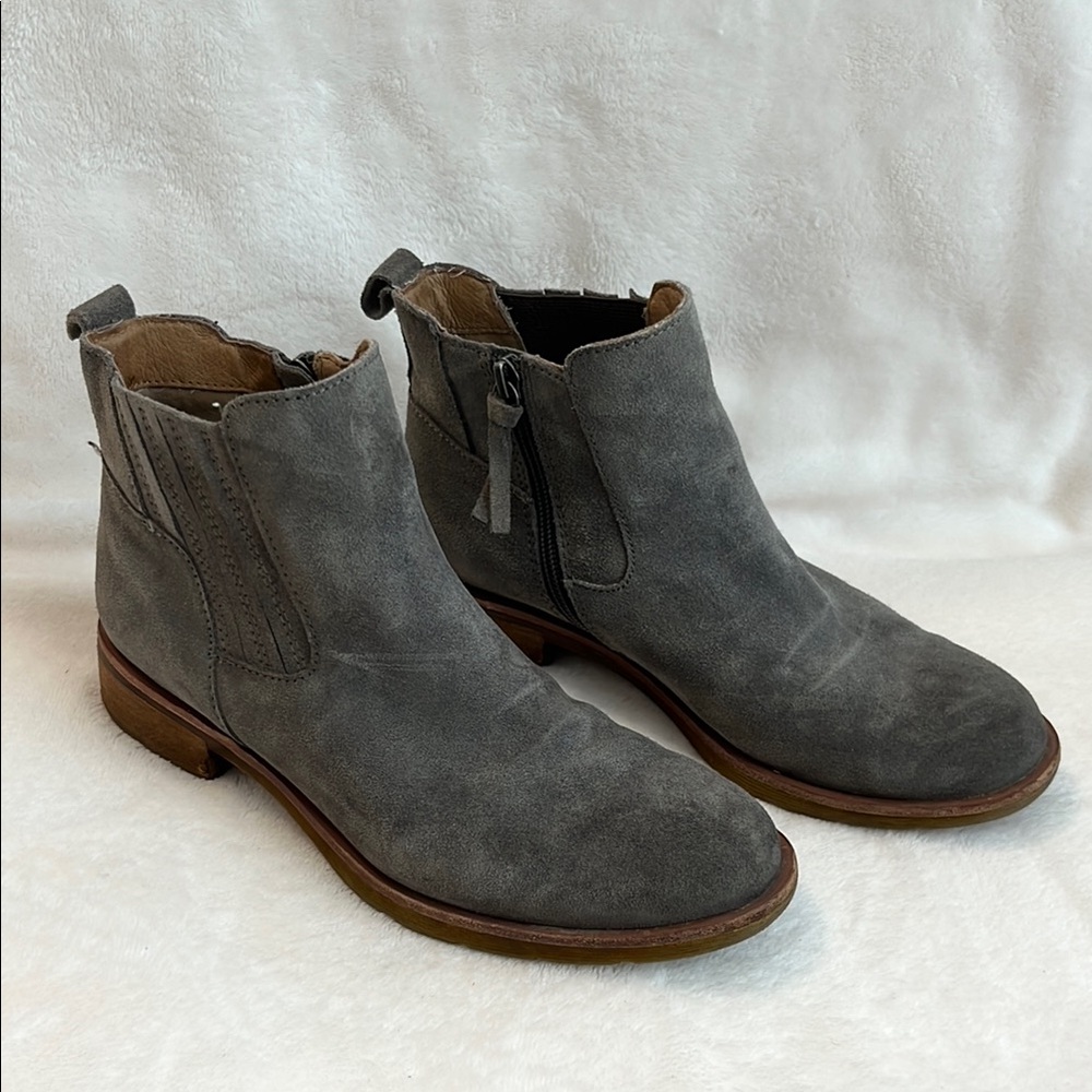 Sofft Suede Ankle Boots